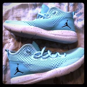 Jordan sneakers size 7 youth .